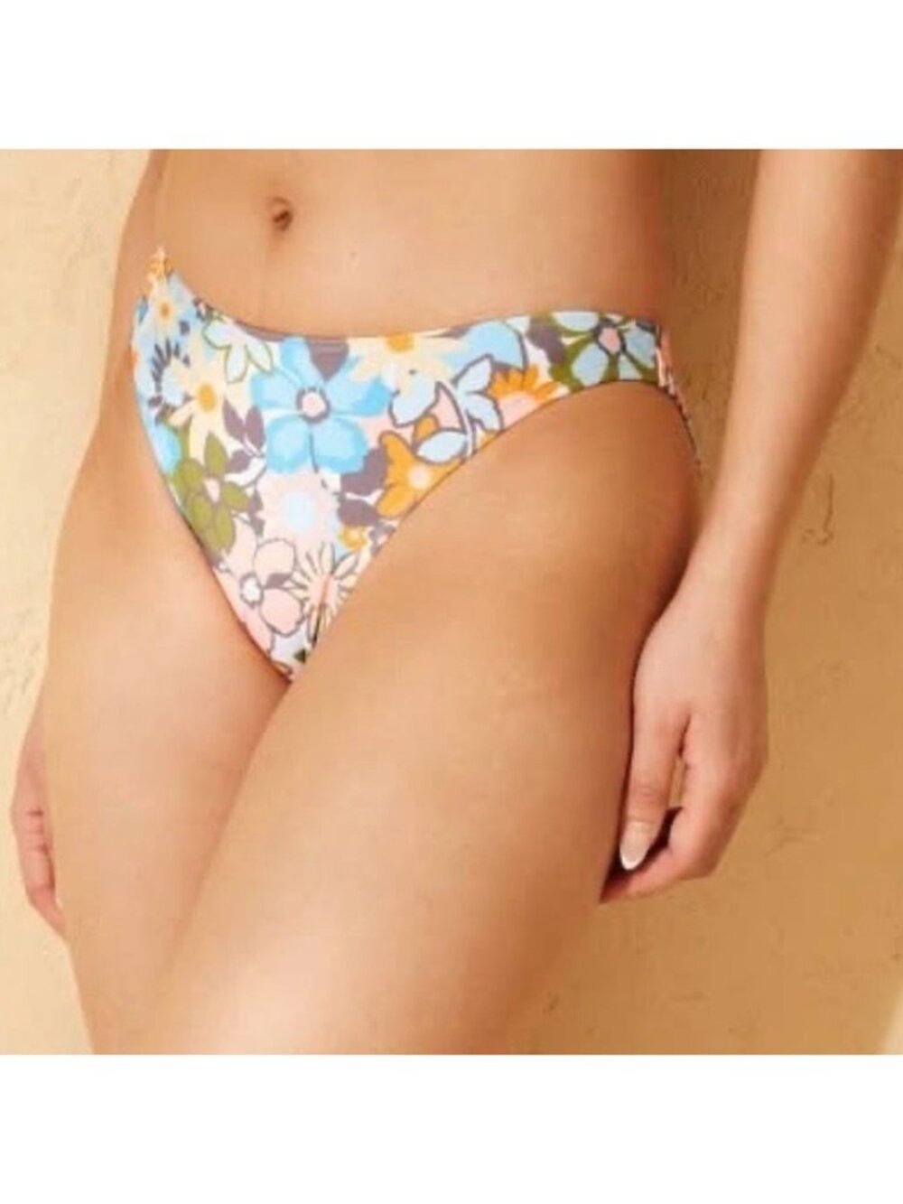 NWT Wild Fable Mid Rise Super Cheeky Floral Bikini Bottom - Size: Extra Small